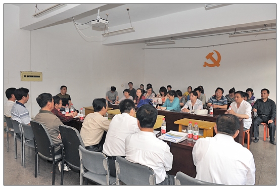 �����ٿ�2012���������ʦ�����������߰佱��