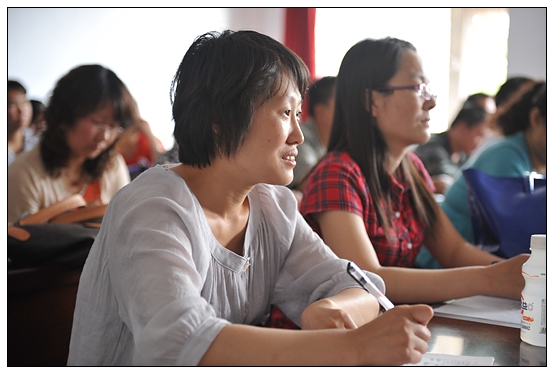 �����ٿ�2012���������ʦ�����������߰佱��