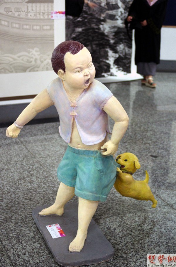 2012��ҵչʢ��Ļ&nbsp;ǧ�����Ʒ���ʵ�̨