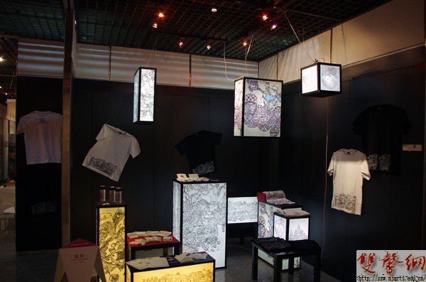 2012��ҵչʢ��Ļ&nbsp;ǧ�����Ʒ���ʵ�̨