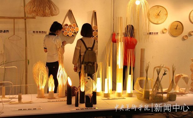 “社会实践与艺术考察、外出写生课程”专题展精彩纷呈