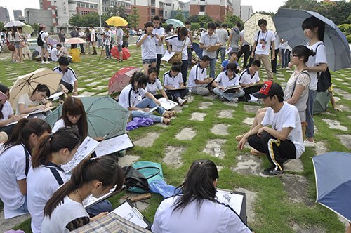 ��������������ѧ�ӳɹ�������ѧ�ӱ�ҵ��Ʒ��չ