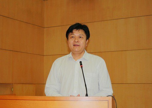 ��������Ϣ�Ƽ�������̳��12Ժʿ100��ѧ�߹���ʢ��