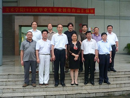 ���г���У���С�ϣ������ѧԺΪ�ط��Ļ���������������