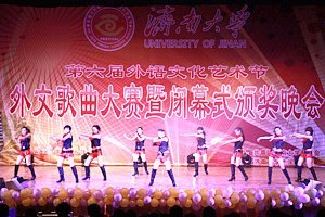 �����������Ļ������ڱ�Ļ