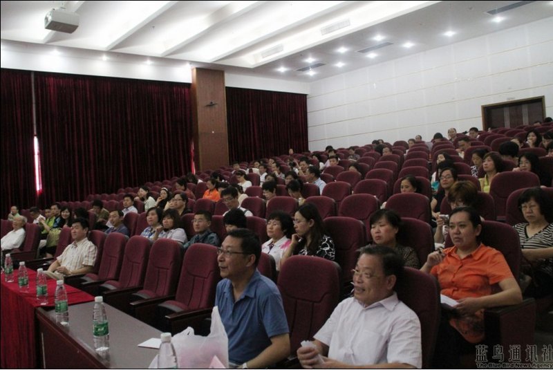 ȫ���ߵ�ԺУ�ִ�����̲����ֻ�����ɽ��ѧ�Ϸ�ѧԺ˳������