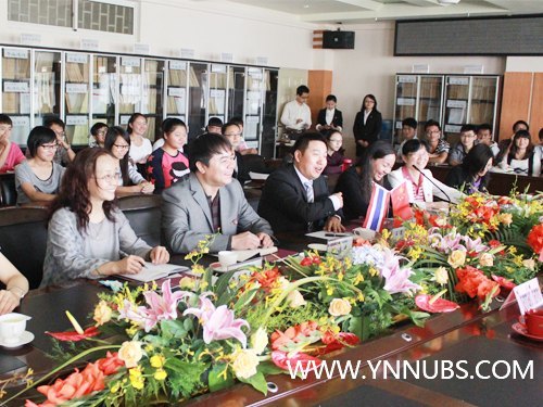 ����ʦ����ѧ��ѧԺ�������ʼҴ�ѧǩ���˲�������������¼