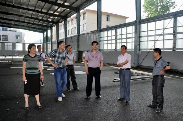 ��������쿴�������̺�У԰����