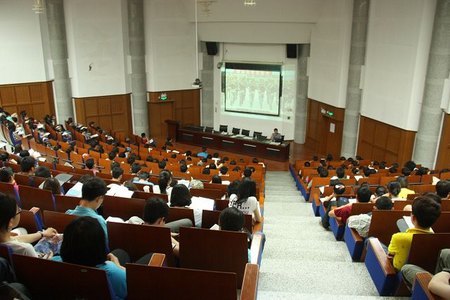 材料学院军训动员大会分享军旅生活