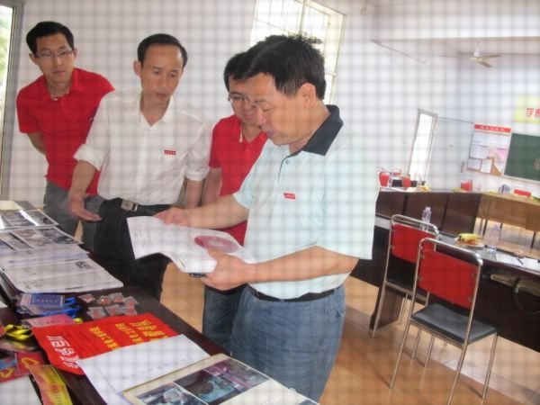 三明学院思想政治工作现场汇报交流会在物机学院召开