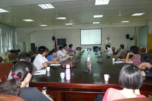 ����ѧϵ�ٰ��쵼�ɲ�ѧϰ��