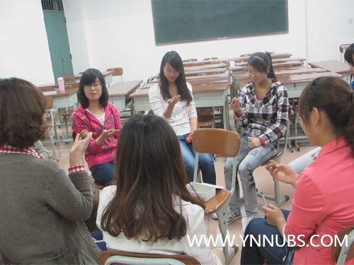 记商学院第八届“5•25阳光行动”大学生心理健康宣传月系列活动——团体心理辅导