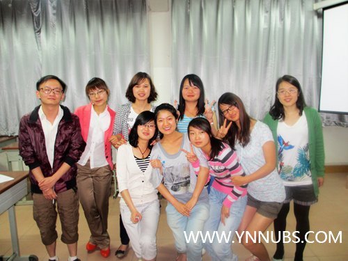 记商学院第八届“5•25阳光行动”大学生心理健康宣传月系列活动——团体心理辅导