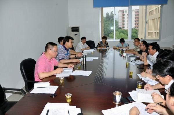 马国防书记深入经管学院开展“两访两创”活动