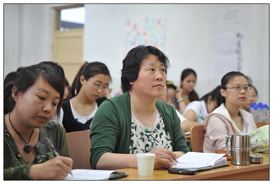 ������ѧ�뼼��ѧԺ�ٿ���Ա���齻����