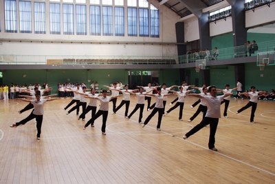 ���ڼ��žٰ�ھ��׹㲥��ٱ���