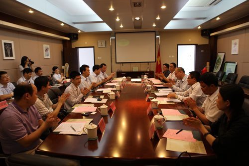 广州市轻工高级技工学校来景德镇陶瓷学院访问交流