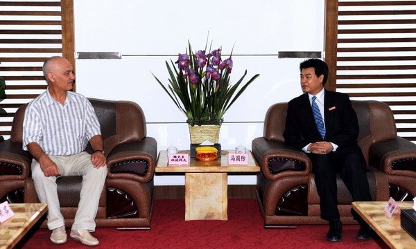 �ڿ���¬��˹�˴���˹-�Ḧ�ٿƹ�����ѧ����