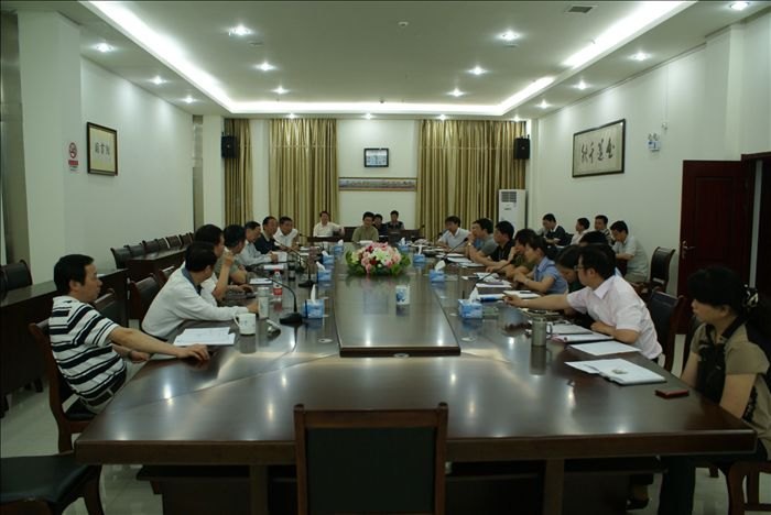 �ϲ���ѧԺ�ѵù���ǧ�ټ䣬���ȫУ��ְ���㻶��