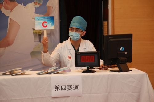 ����ҽ�ƴ�ѧ��õ�����ȫ���ߵ�ҽѧԺУ��ѧ���ٴ����ܾ����ܾ����صȽ�