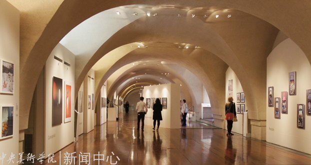 ʦ������  ϲѶ����  ��Ӱרҵʦ��ƵƵ���������Ӱ��չ