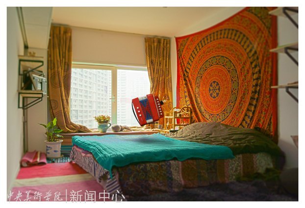 ʦ������  ϲѶ����  ��Ӱרҵʦ��ƵƵ���������Ӱ��չ