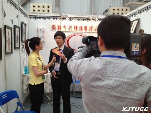 �����������ѧԺ�ڵ����ȫ���̿�ԺУ���ܴ�������ó��רҵ�����ܾ����л�Ѽ�