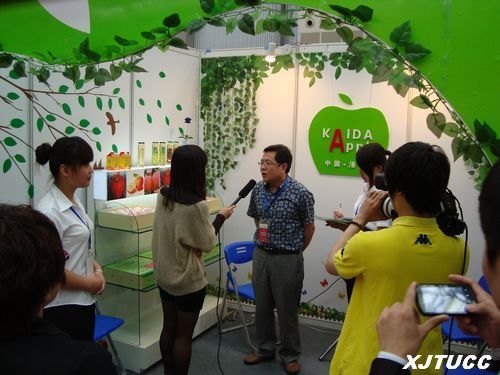 �����������ѧԺ�ڵ����ȫ���̿�ԺУ���ܴ�������ó��רҵ�����ܾ����л�Ѽ�