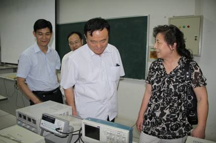 ��ͼ�ģ�ʡѧλίԱ��ר����������ѧԺ��������