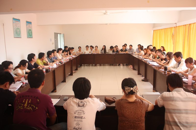 学院领导调研基层辅导员工作