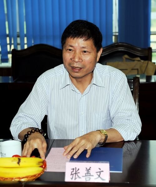 ����ѧԺ����У�ѻ�ط�ĸУ