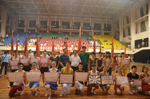 湖北工业大学第八届“韵之美”健美操大赛火爆上演