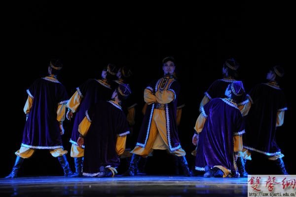 “历史的长河”20世纪民族民间舞经典剧目展隆重上演