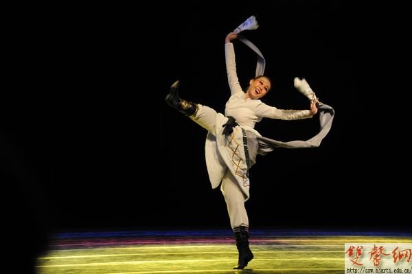 “历史的长河”20世纪民族民间舞经典剧目展隆重上演