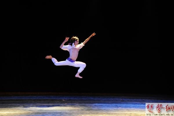 “历史的长河”20世纪民族民间舞经典剧目展隆重上演