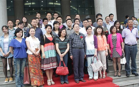 商学院杨伟文教授书法作品展出 部分作品将拍卖