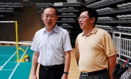 �������м�����Ժ�쵼һ��������ѧԺ������̸��