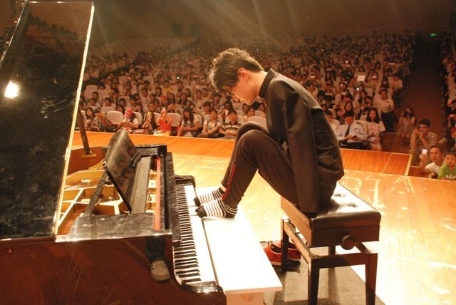 ӵ�����룬����δ��������2011��ȸж��й������ΰ��У������Ѳ��