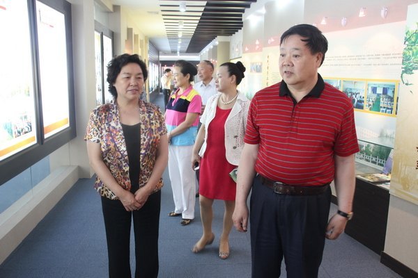 ����Ժ�칫����֣�����쵼ݰԺ�Ӳ�