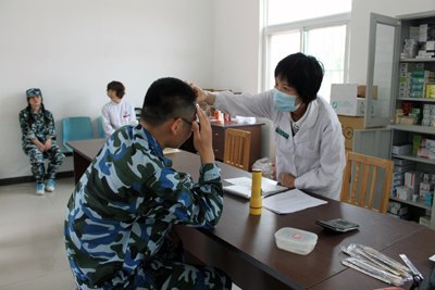 ��ѵ:[���]������ʹ�����ػ���ɫ��Ӫ