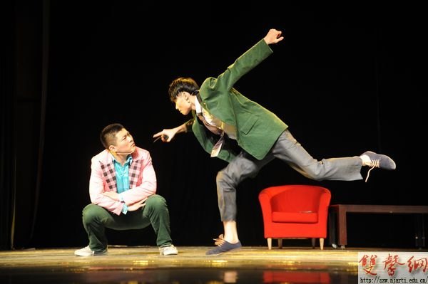 舞蹈学院音乐剧《白日梦》圆满上演