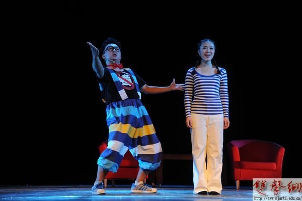 舞蹈学院音乐剧《白日梦》圆满上演