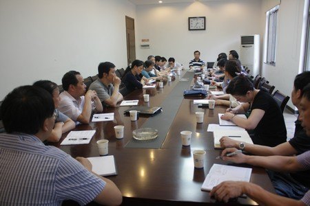 ѧУ�ٿ��ƻ������쵼С�鹤������