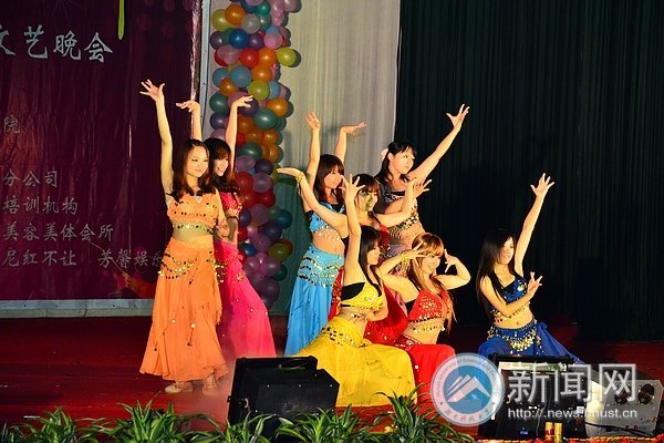 墨舞青春筑芳华 建筑学院毕业晚会璀璨上演