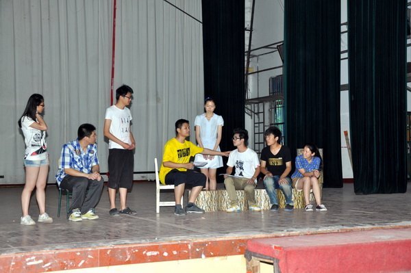 校园剧《上大学》排练工作有序推进