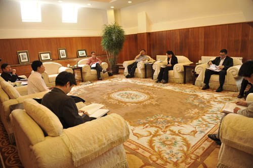 ���³��ٿ���Ժ�����Ŵ�¥�����ֳ��칫��