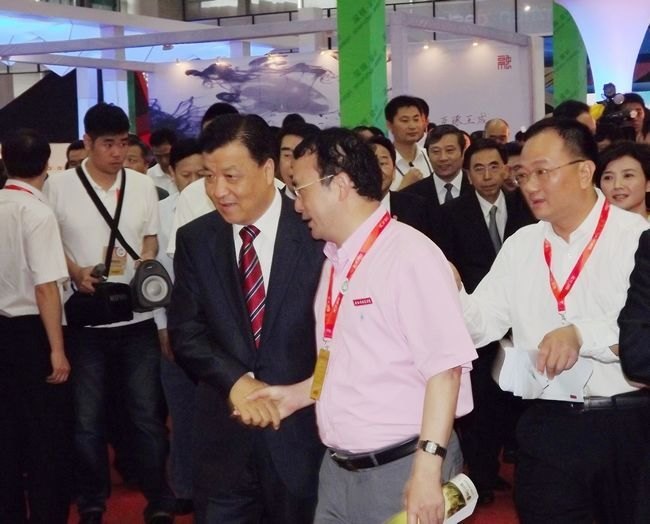 �������մ�ѧԺ�����״β�չ�й����ڹ����Ļ���ҵ�������׻���ܹ�ע