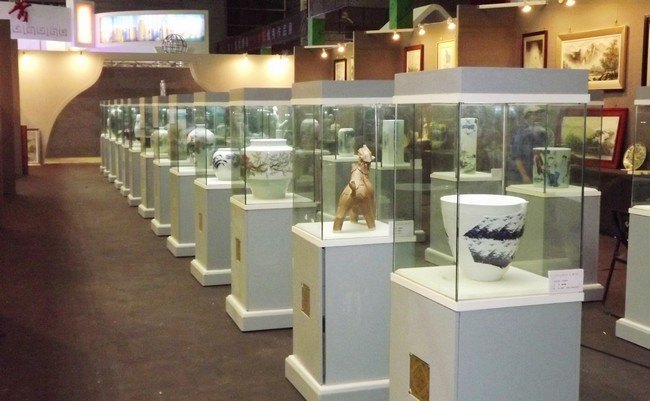 �������մ�ѧԺ�����״β�չ�й����ڹ����Ļ���ҵ�������׻���ܹ�ע