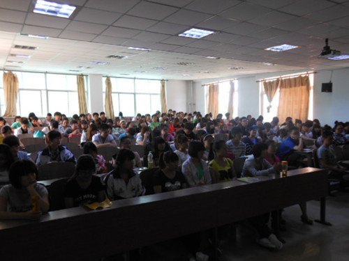 制药与食品科学系召开夏季校园安全教育大会