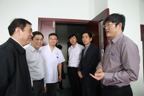 湖北省肠病医学临床研究中心恩施基地落户附属民大医院